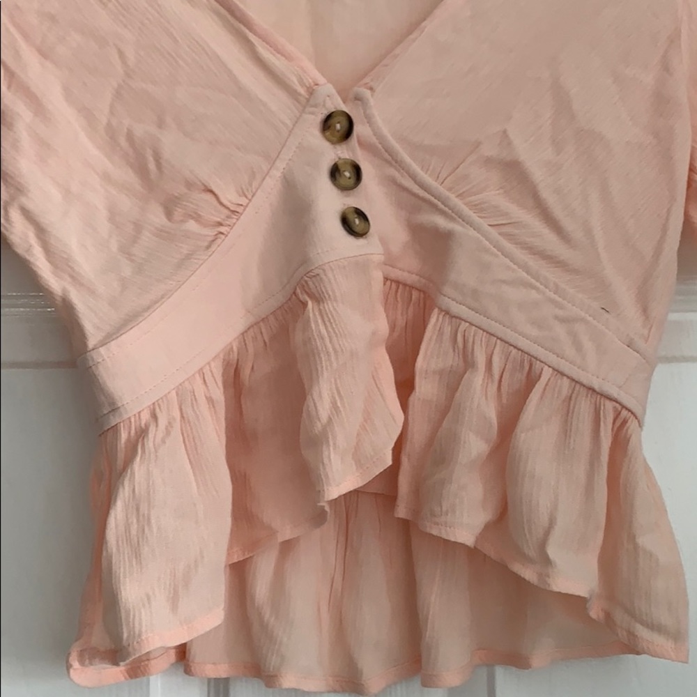 Button up top! - Picture 4 of 4